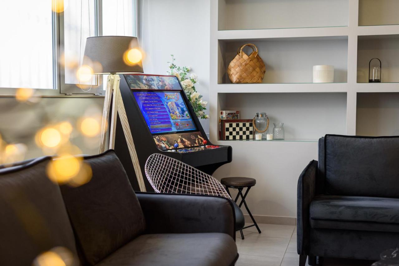 Patras' Hitech Apartment 外观 照片