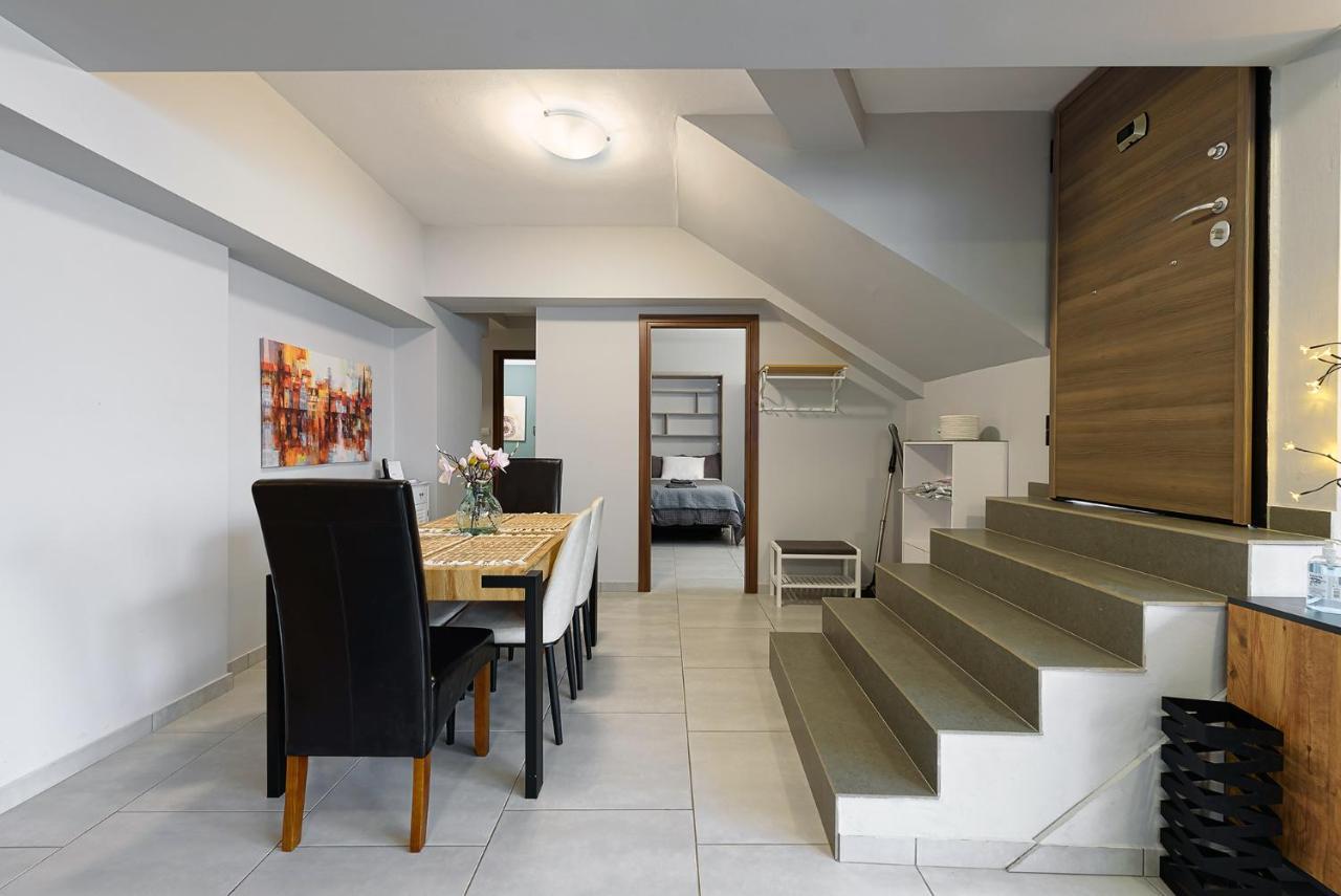 Patras' Hitech Apartment 外观 照片
