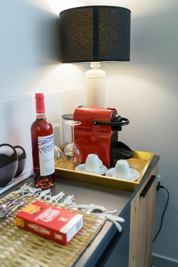 Patras' Hitech Apartment 外观 照片