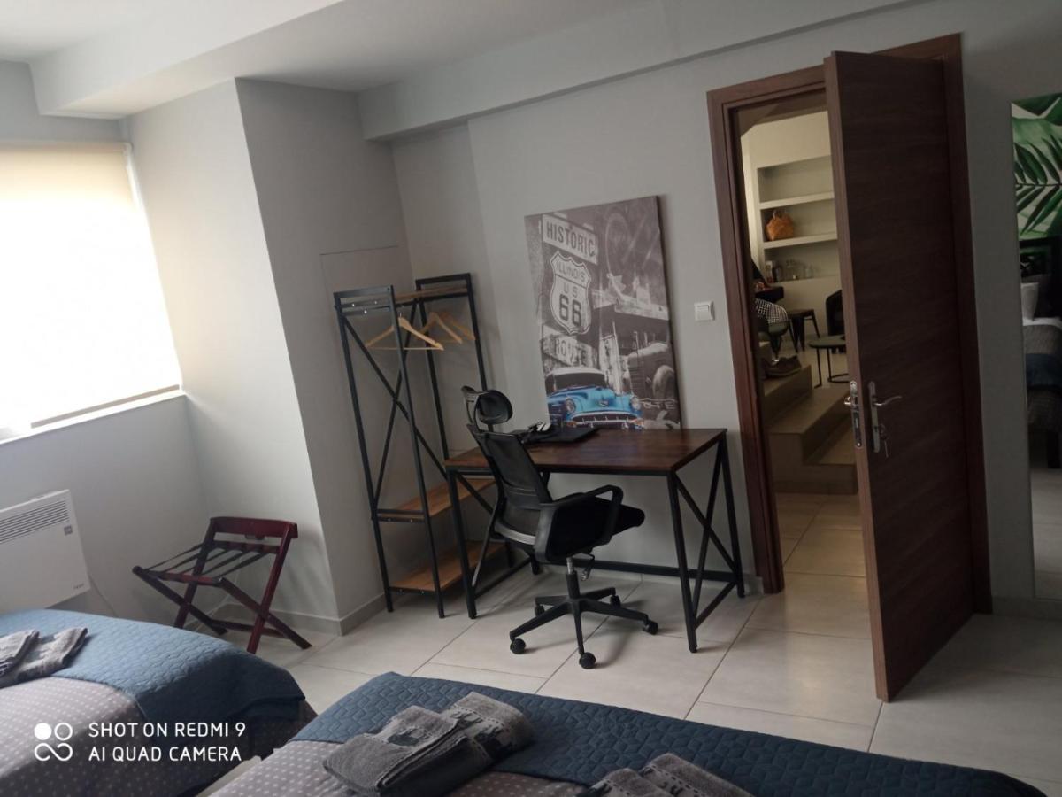 Patras' Hitech Apartment 外观 照片